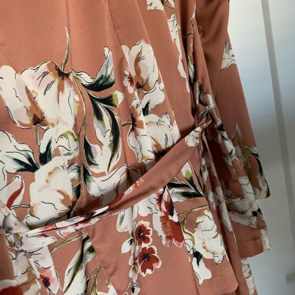 Zara Woman’s Pants Suit - Picture 6 of 7